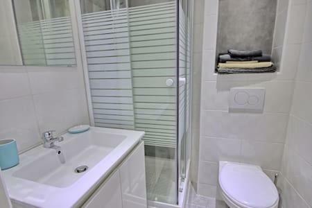 301-Studio Au Calme Entierement Renove Antibes Eksteriør billede